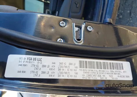 2015 Ram 1500 Outdoorsman z USA, uszkodzony, nr VIN 1C6RR7LTXFS713536